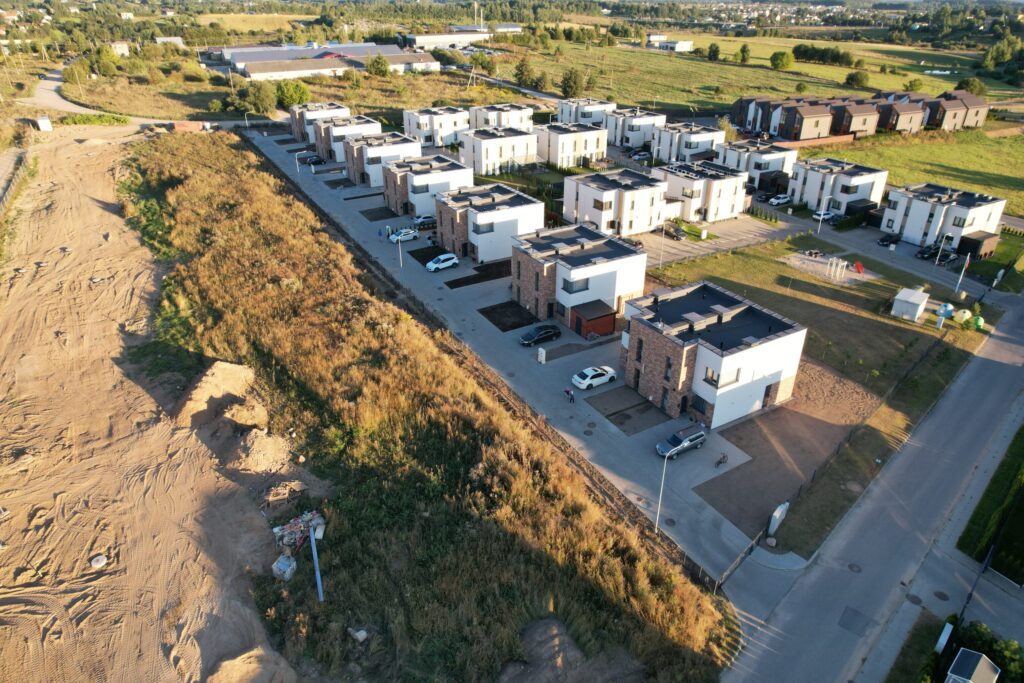 Kalnėnų slėnis 4 etapas (Lyvių g. 29) - Row housing - construction photos