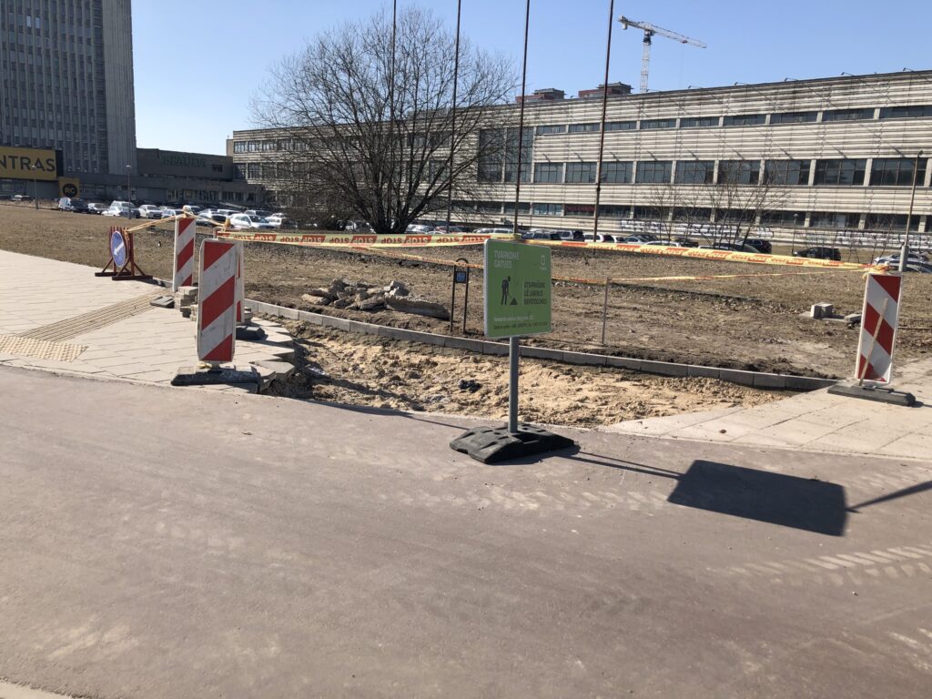 Pėsčiųjų ir dviračių takas nuo Justiniškių g. iki Pilaitės pr. (Laisvės pr.) - Bike path - construction photos
