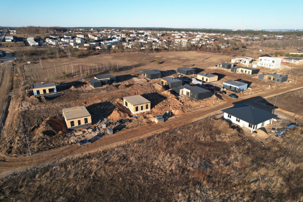 Makrus namai (Kalvų terasos) (Ismonių g. 2, 4, 6, 8, 10, 12, 14, 16, 18, 20, 22, Alsakių g. 20, 22) - Private house community - construction photos