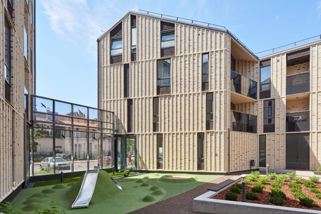 PAUPYS 1 etapas (Aukštaičių g. 4, 8) - Daugiabutis - statybų nuotraukos