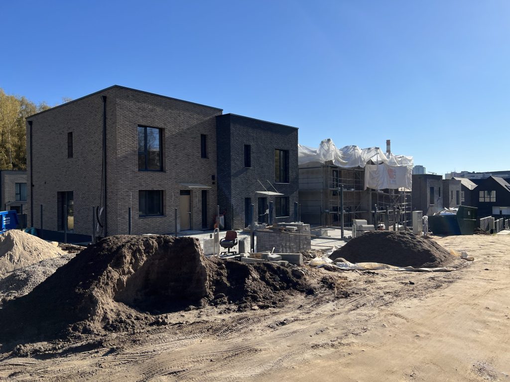 Visorių septintukas (Onos Lukauskaitės Poškienės g. 16, 18, 20, 22, Prano Ancevičiaus g. 15, 17, 19) - Row housing - construction photos