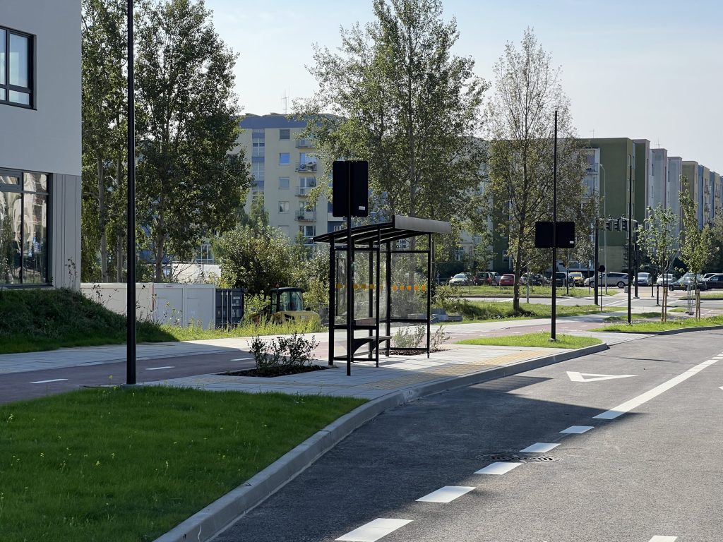 Karaliaučiaus g. nuo Pilaitės pr. iki M. Mažvydo g. (Karaliaučiaus g.) - Bike path, Street - construction photos