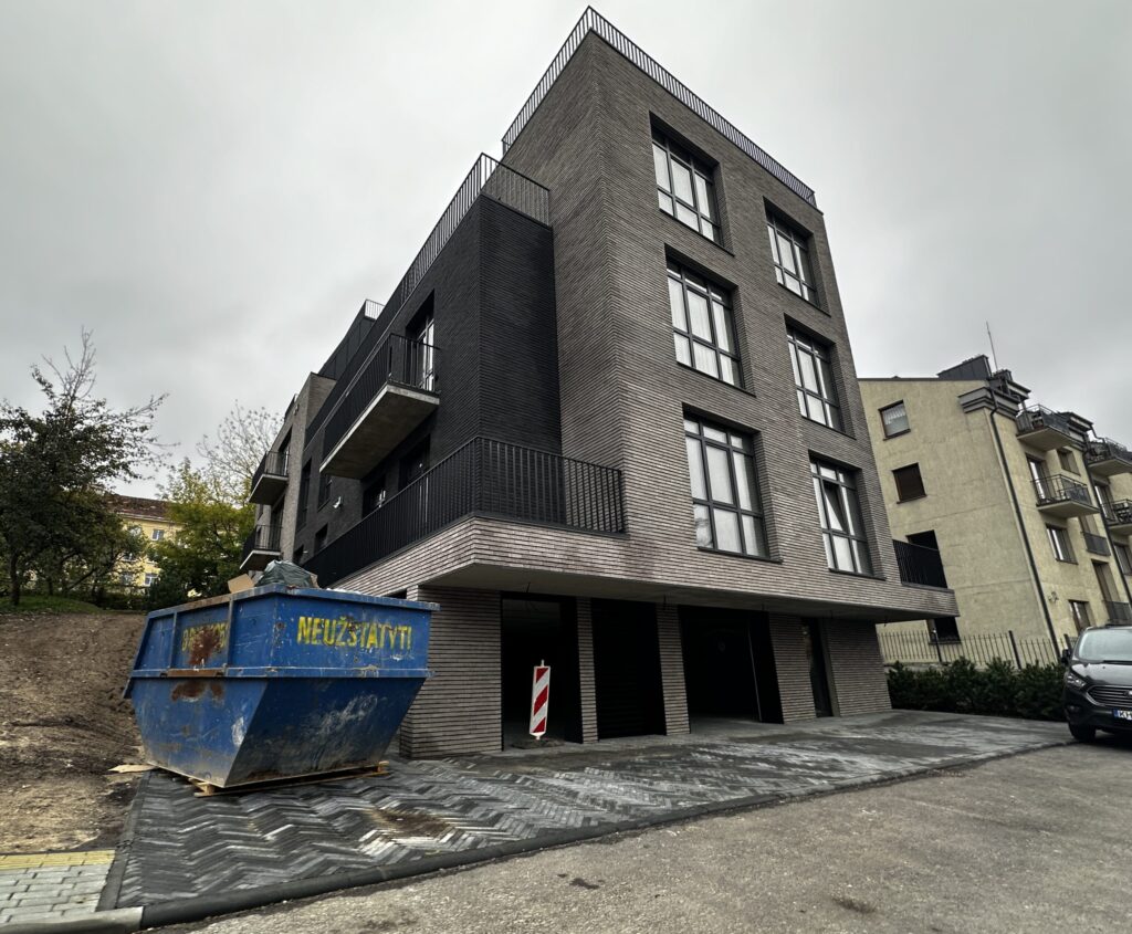 Krivūlės g. 3C (Krivūlės g. 3C) - Daugiabutis - statybų nuotraukos