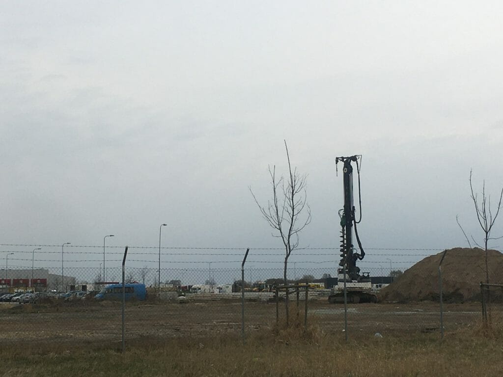 Jūrininkų pr. 27A (Jūrininkų pr. 27A, Jūrininkų pr. 33) - Shopping center, Warehouse / Distribution center - construction photos