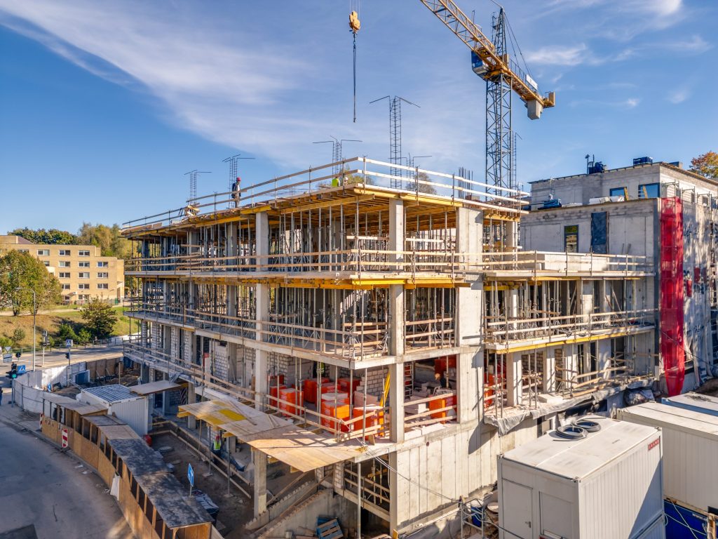 Užupio personos (Filaretų g. 25) - Multi apartment - construction photos