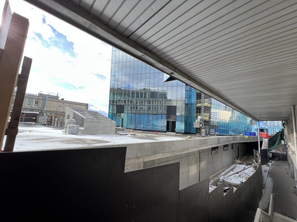 Artery (Konstitucijos pr. 18B) - Biroju centrs - būvdarbu attēli