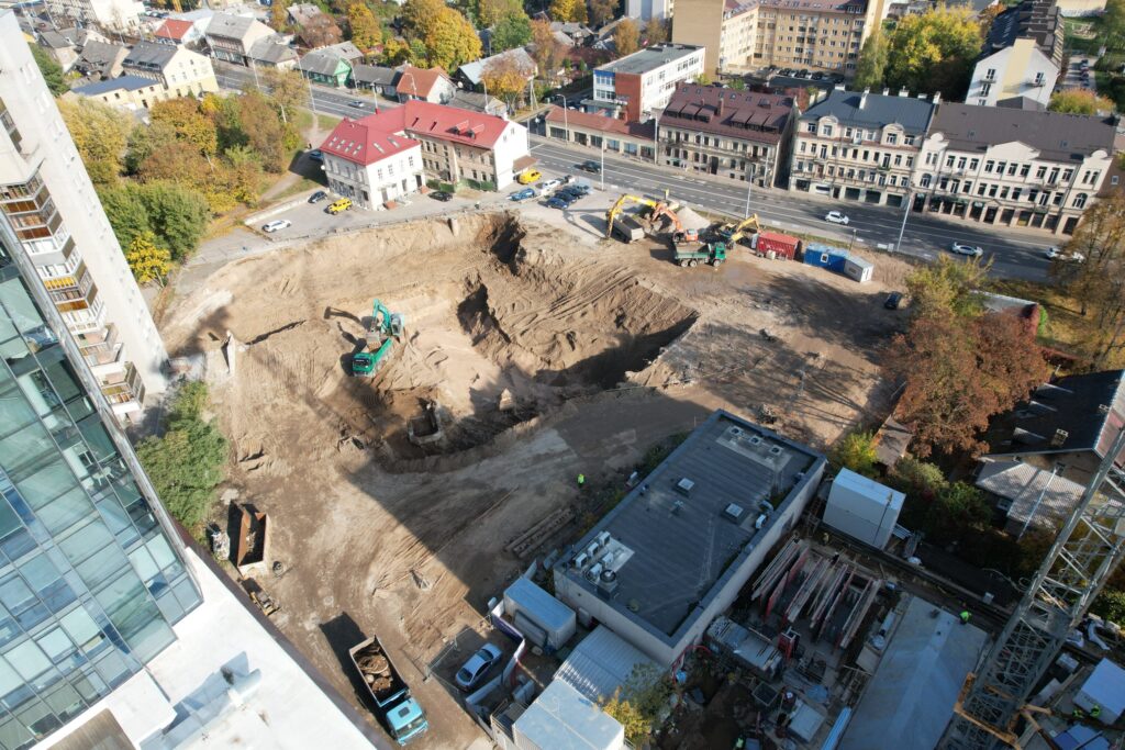 HERO (Lvivo g. 21) - Office center - construction photos