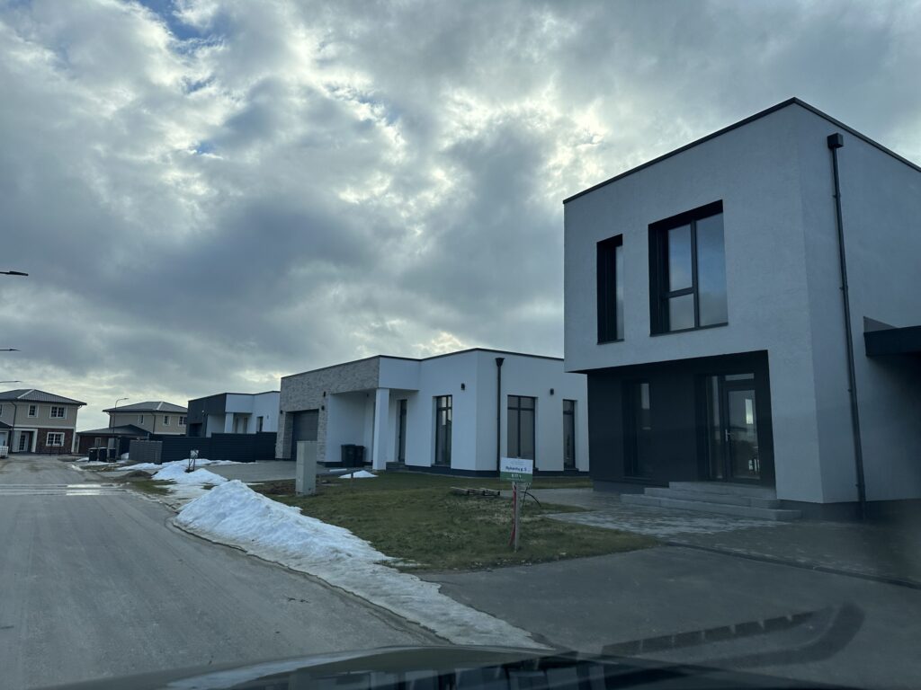 Moluvėnų g. 2, 4, 6, 8, 26, 28, 30, 32, Rykantų g. 7, 9 (Moluvėnų g. 2, 4, 6, 8, 26, 28, 30, 32, Rykantų g. 1, 3, 7, 9) - Private house community - construction photos