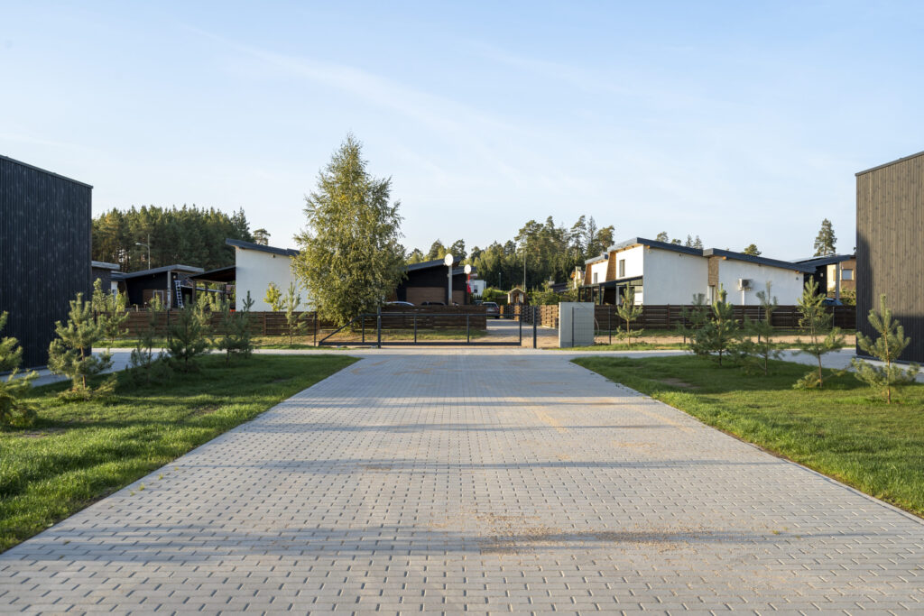 12 bičiulių (Aušros g. 1, 3, 5, 7, 9, 11, 13, 15, Pabalių k.) - Private house community - construction photos