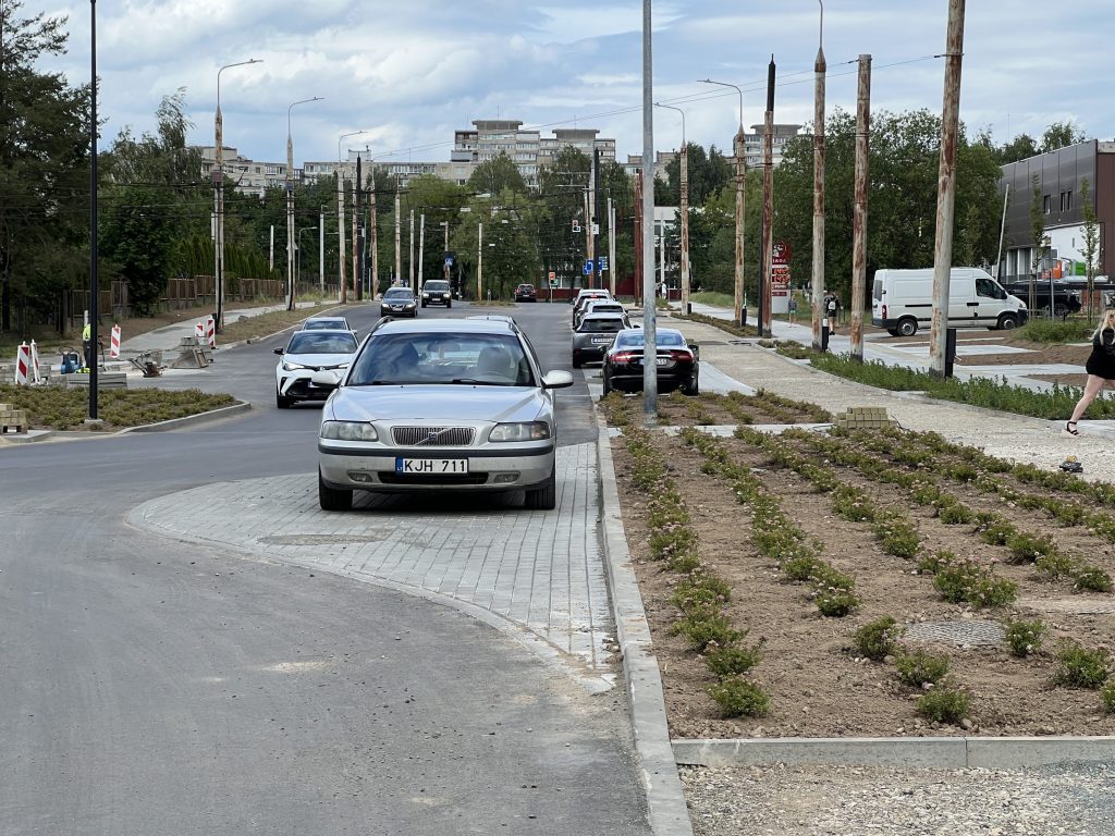 Viršilų g. nuo V. Lingio g. iki Justiniškių g. (Viršilų g.) - Bike path, Street - construction photos