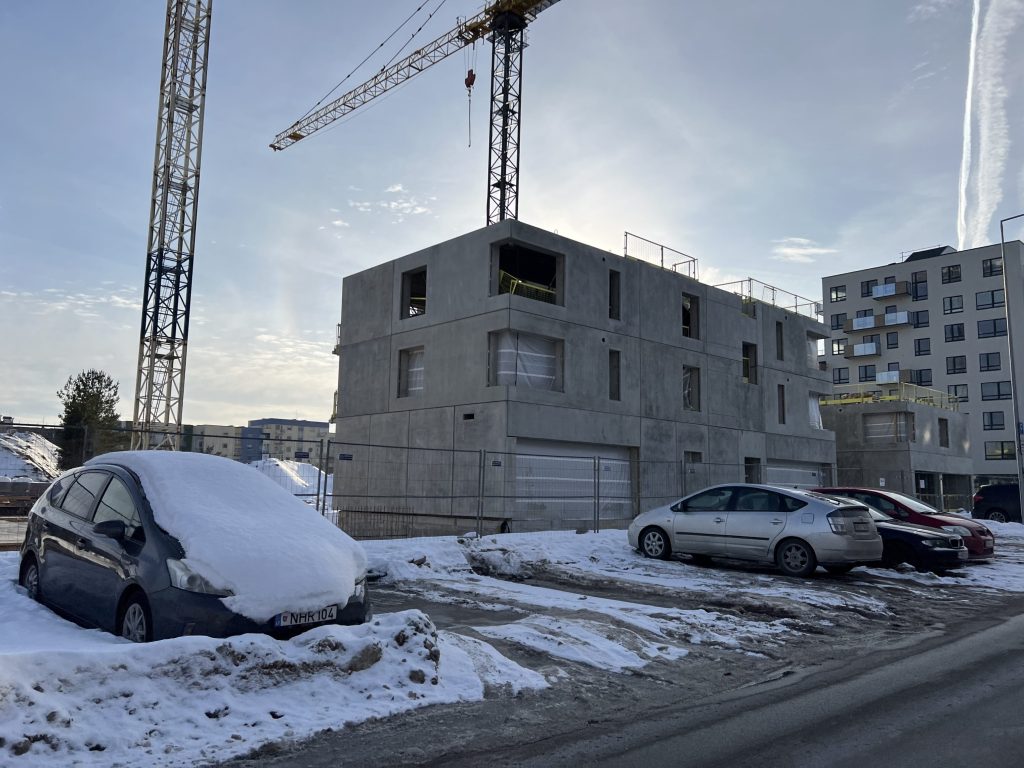 Martyno namai 4 etapas (M. Mažvydo g. 26, Pajautos g. 4A) - Daugiabutis - statybų nuotraukos