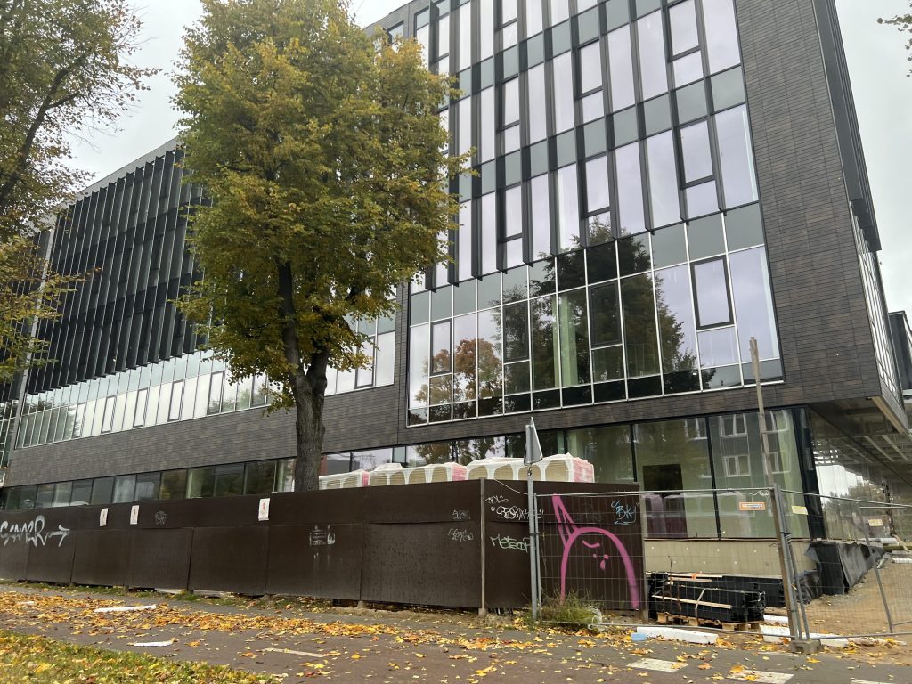 Savanorių pr. 225 (Savanorių pr. 225) - Health center - construction photos