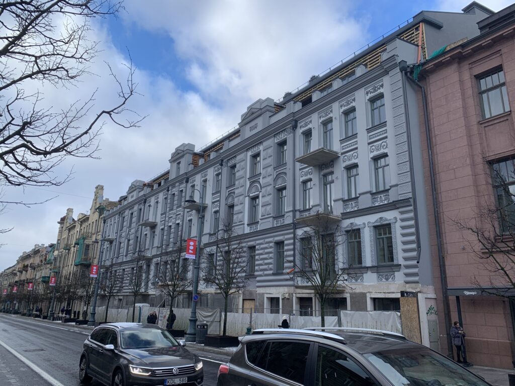 Gedimino 37 (Gedimino pr. 37) - Multi apartment - construction photos