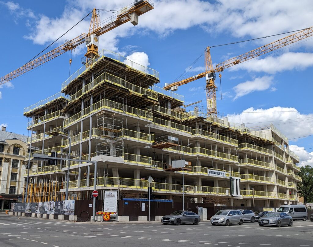 Satekles Business Center (Ernesta Birznieka Upīša iela 2, 4, Dzirnavu iela 106) - Office center - construction photos