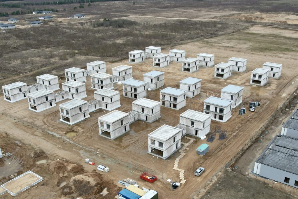 Vingiai 2 etapas (Grinapolio g. 32, 34, 36, 38, 40, 42, 44, 46, 48, 50) - Row housing - construction photos