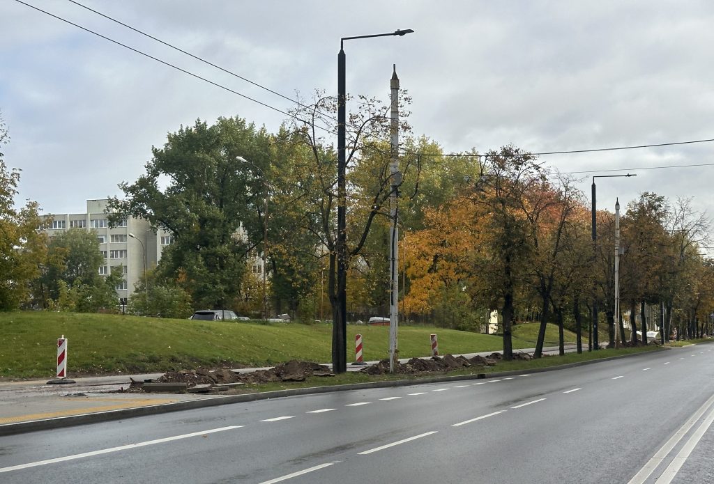 Šeimyniškių g. dviračių takas (Šeimyniškių g.) - Velosipēdu ceļš - būvdarbu attēli