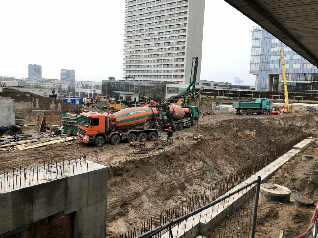 Artery (Konstitucijos pr. 18B) - Biroju centrs - būvdarbu attēli