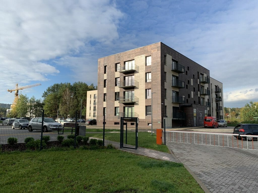 Lazdynėlių 30 (Lazdynėlių g. 30) - Daudzdzīvokļu nams - būvdarbu attēli