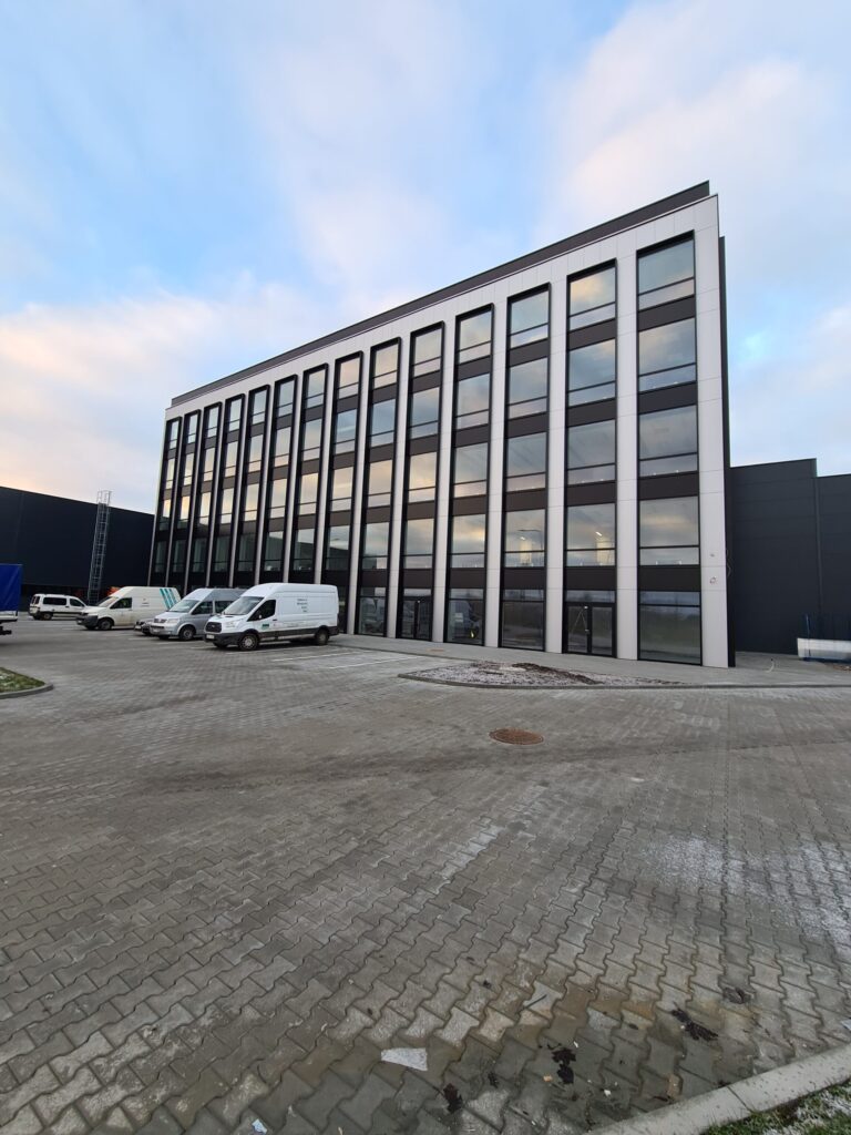 AUG Rent logistikos ir paslaugų kompleksas (Tilžės g. 86) - Büroohoone, Laohoone - ehituse fotod