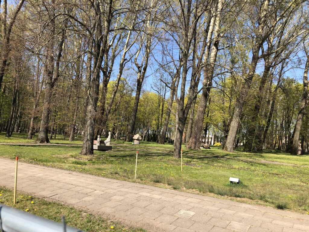 Skulptūrų parkas (K. Donelaičio g. 6B) - Park - ehituse fotod