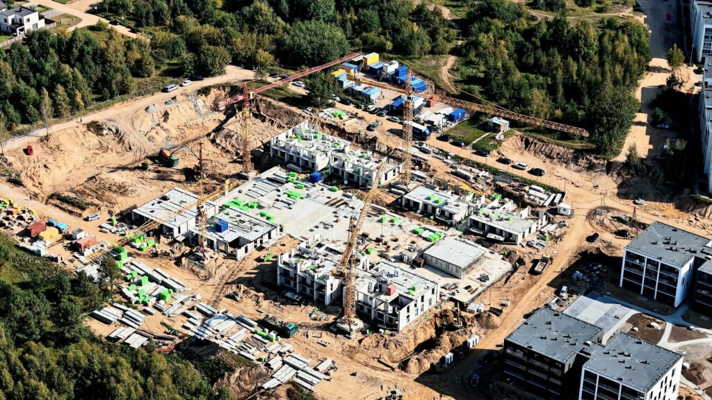 Vyšnios 2 etapas (Karaliaučiaus g. 29, 31) - Multi apartment - construction photos