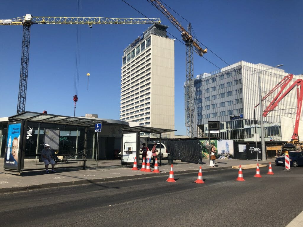 Artery (Konstitucijos pr. 18B) - Biroju centrs - būvdarbu attēli