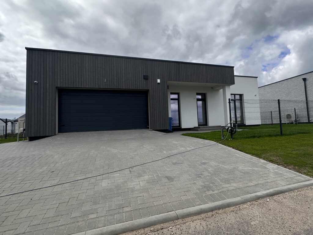 Moluvėnų g. 2, 4, 6, 8, 26, 28, 30, 32, Rykantų g. 7, 9 (Moluvėnų g. 2, 4, 6, 8, 26, 28, 30, 32, Rykantų g. 1, 3, 7, 9) - Private house community - construction photos