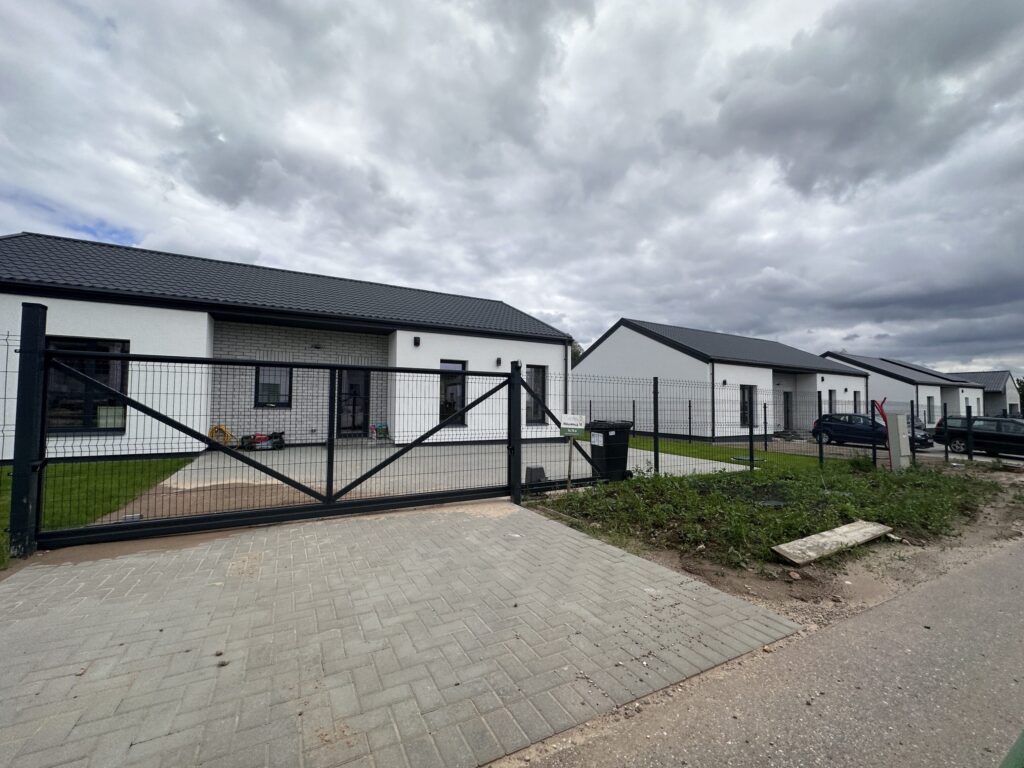 Moluvėnų g. 10, 12, 14 (Moluvėnų g. 10, 12, 14) - Private house community - construction photos