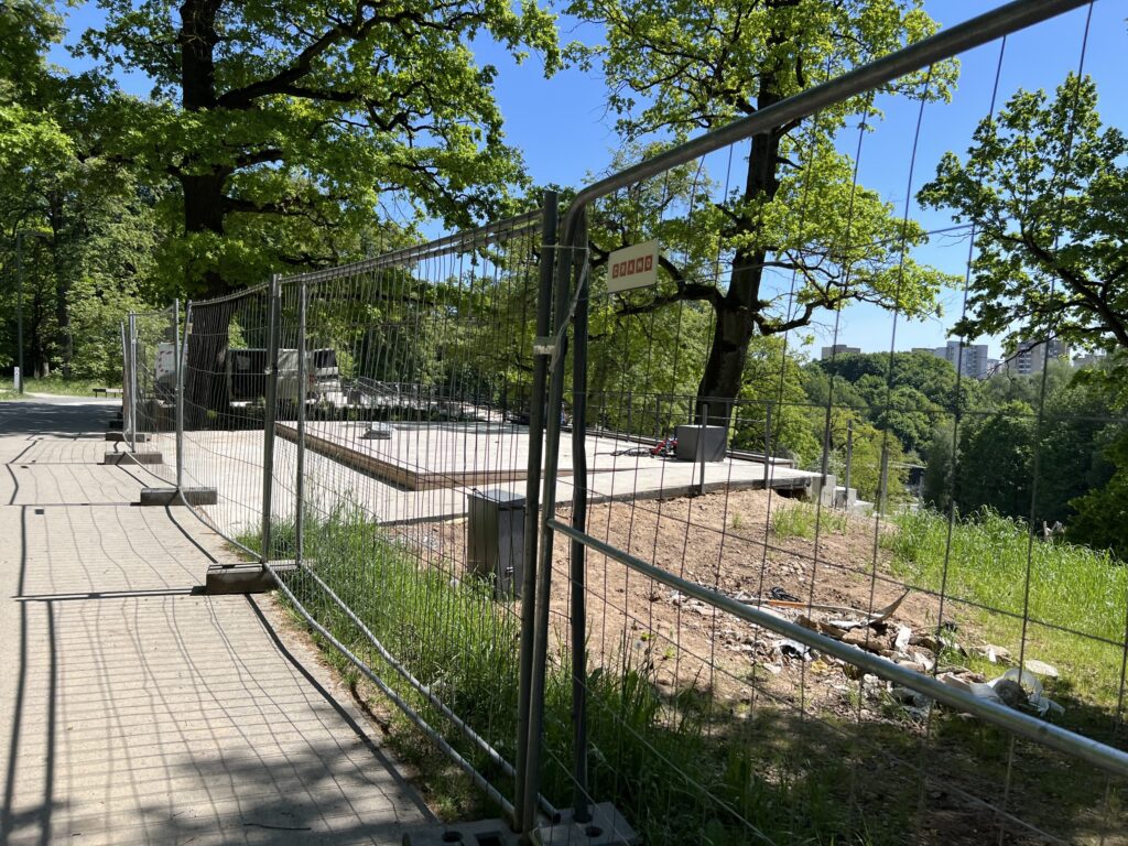 Dainų slėnis (Tunelio g. 37) - Park - construction photos