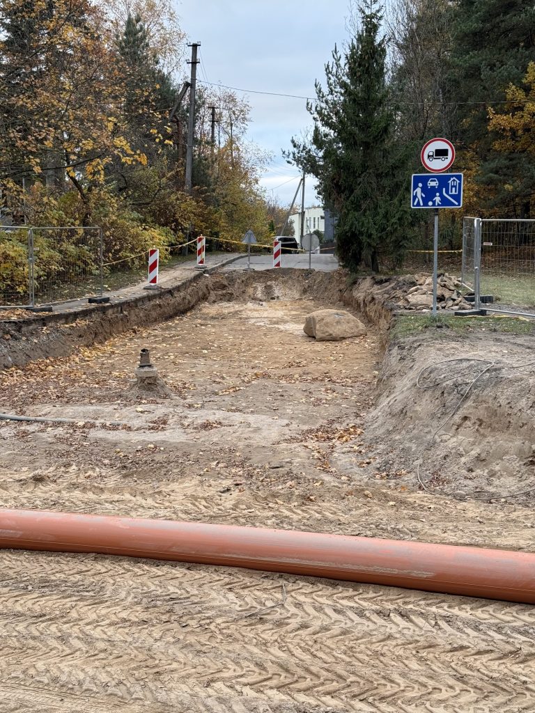 Lazdynėlių g. rekonstrukcija (Lazdynėlių g.) - Velosipēdu ceļš, Iela - būvdarbu attēli