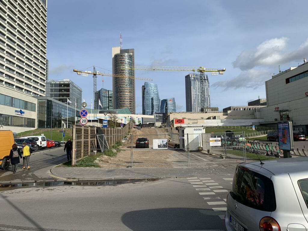 Artery (Konstitucijos pr. 18B) - Biroju centrs - būvdarbu attēli