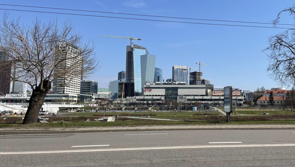 Artery (Konstitucijos pr. 18B) - Biroju centrs - būvdarbu attēli