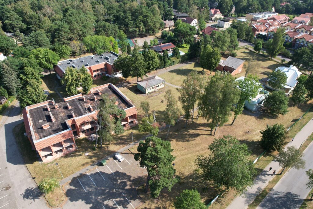 Girulių vilos 1 etapas (Turistų g. 20, 22) - Korterelamu - ehituse fotod