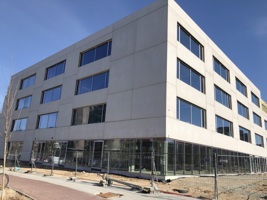 Tolminkiemio (Pilaitės) gimnazija (Tolminkiemio g. 2D) - Primary and secondary education - construction photos