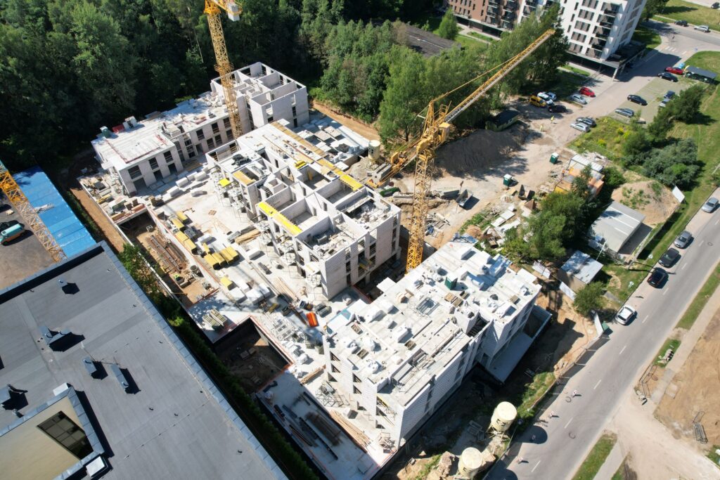 Visi savi (Visorių g. 10) - Multi apartment - construction photos