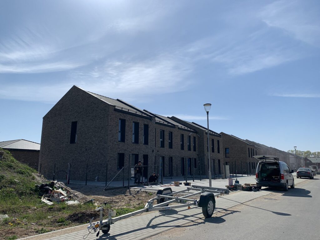 Gabijos g. namai (Gabijos g.) - Sublokuoti namai - statybų nuotraukos