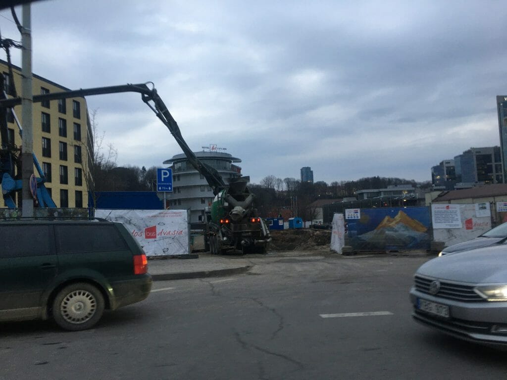 Yellowstone (J. Jasinskio g. 14) - Office center - construction photos