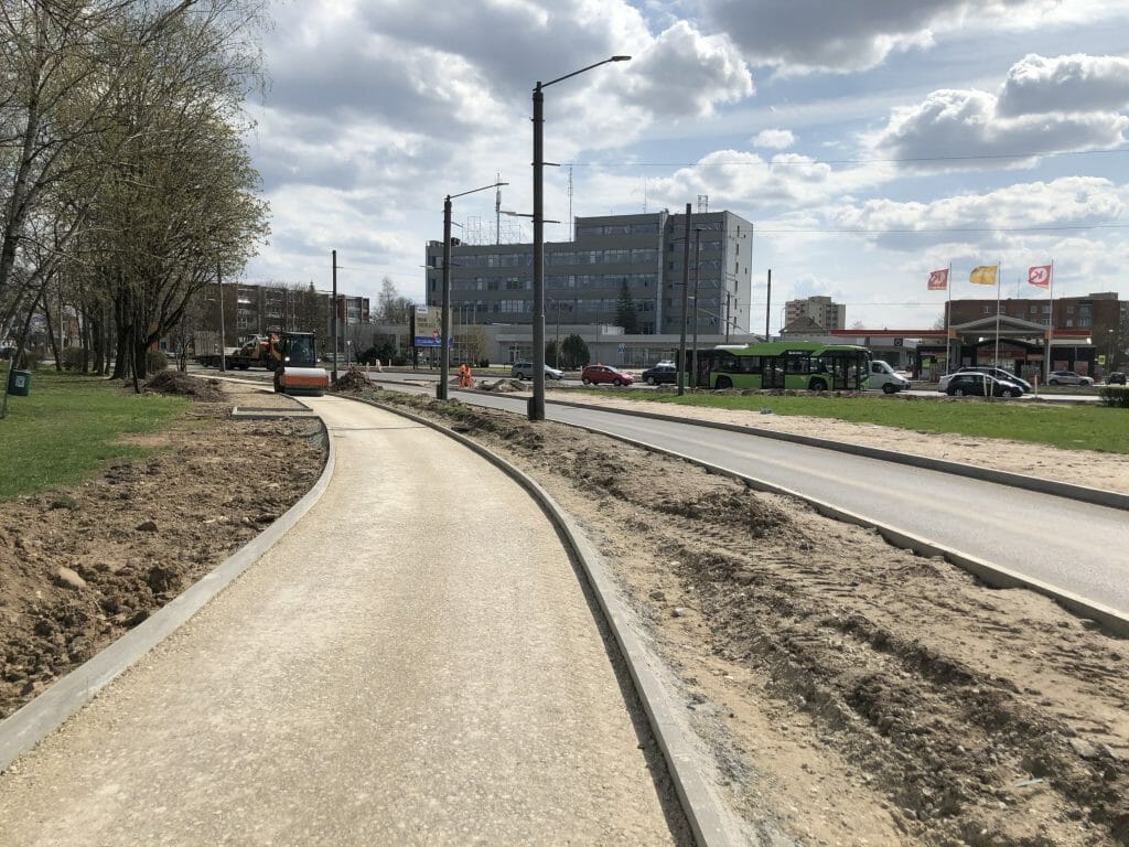 Taikos pr. rekonstrukcija 2 etapas (Taikos pr.) - Dviračių takas, Gatvė - statybų nuotraukos