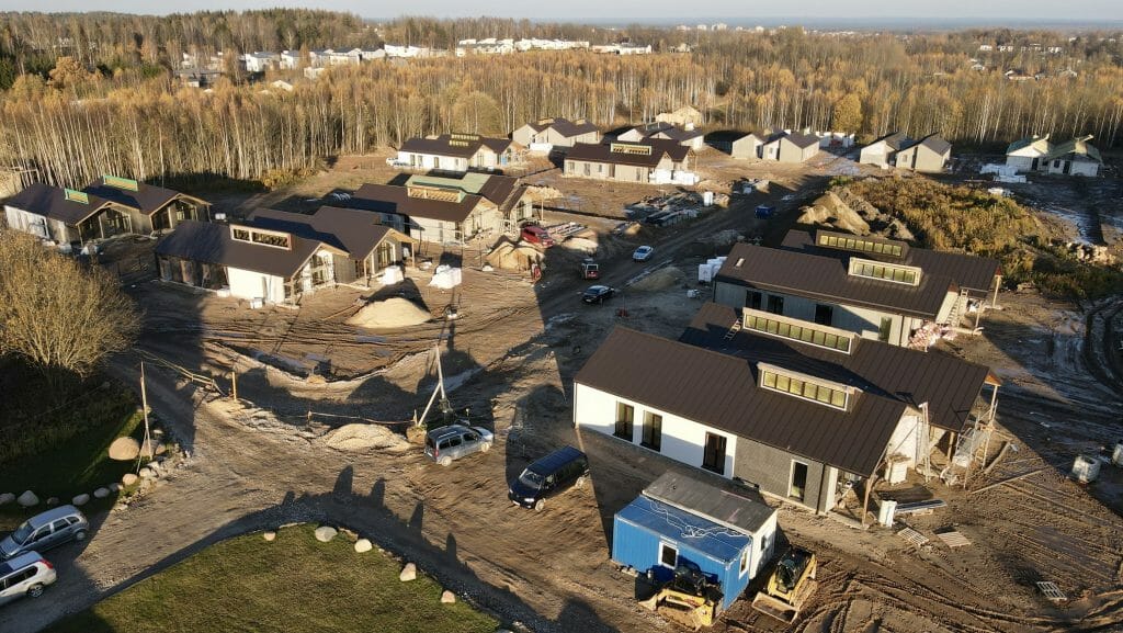 Pavilnio rytai (Antano Maceinos g. 1, 3, 5, 7, 9 Vlado Jurgučio g. 7, 8, 9, 10, 11, 12, 13, 14, 15, 16, 17, 19, 21, 23, Stasio Šalkausko g. 8, 10, 12, 14, 16, Punios g. 1, 3, 5, 7, 9, 11) - Row housing - construction photos