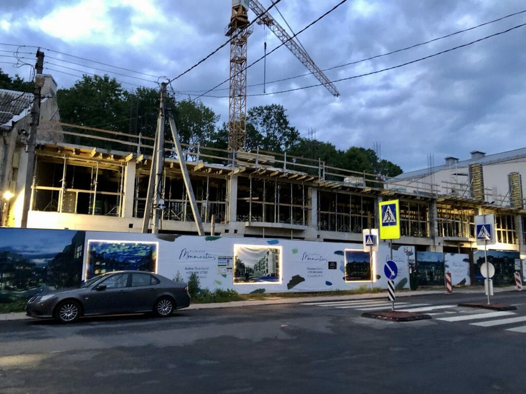 Vilniaus monmartras (Polocko g. 26) - Daudzdzīvokļu nams - būvdarbu attēli