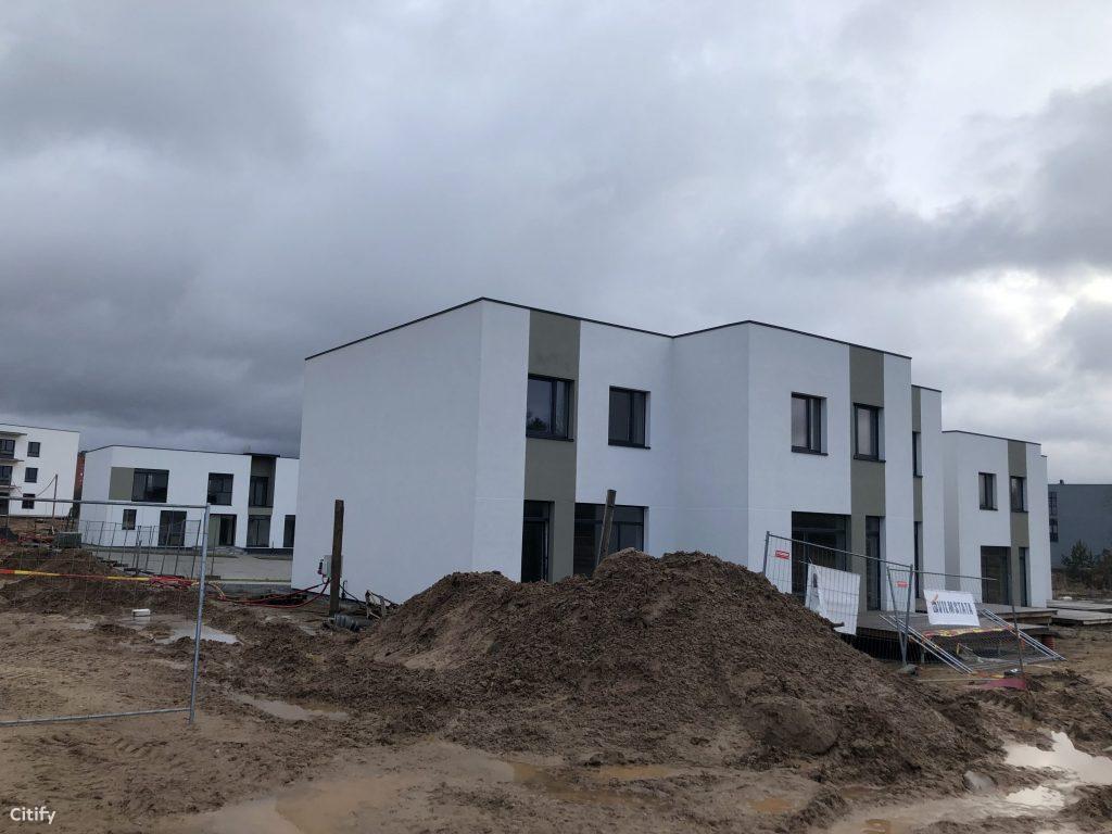 Pilaitės namai (Tilžės g. 47, 53, 55, 57, 59, 60, 61, 63, 65, 67, Gumbinės g. 8, 12, 14, Virbalio g. 4, Tolminkiemio g. 50) - Rindu mājas - būvdarbu attēli