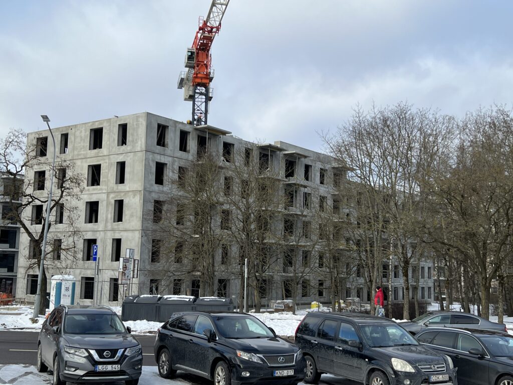 Karoliniškių namai 2 etapas (Sausio 13-osios g. 31) - Daugiabutis - statybų nuotraukos