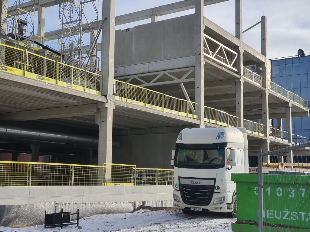 PC PIKAS (Ukmergės g. 221) - Shopping center - construction photos