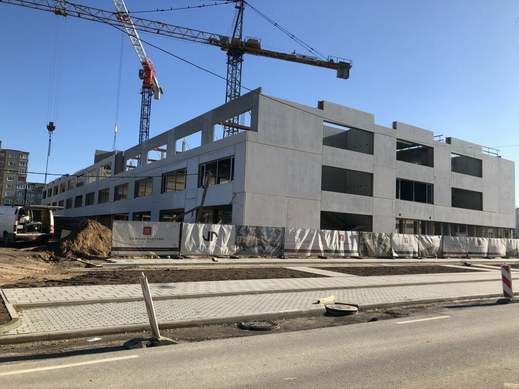 Tolminkiemio (Pilaitės) gimnazija (Tolminkiemio g. 2D) - Primary and secondary education - construction photos