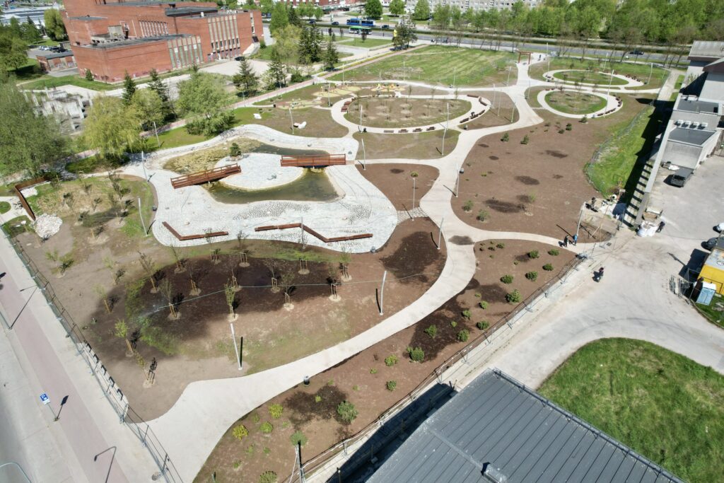 Sakurų parkas (Taikos pr. 70B) - Park - ehituse fotod