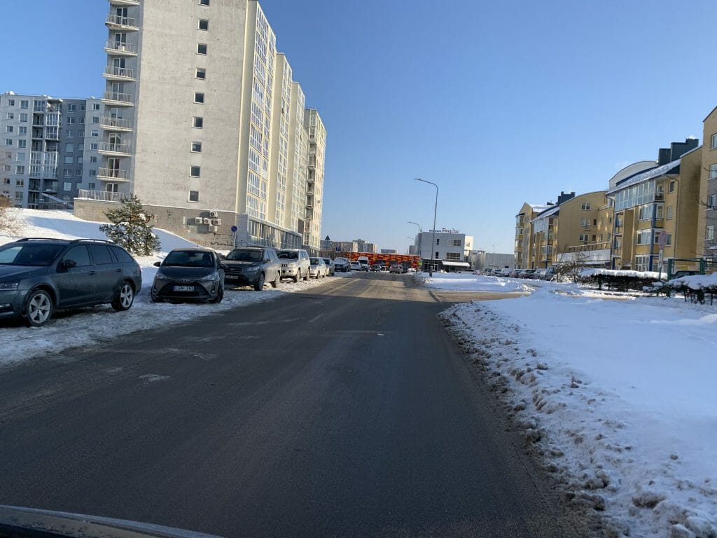 Ramaus eismo gatvė prie Vilniaus rajono centrinės poliklinikos (J. Baltrušaičio g.) - Tänav - ehituse fotod