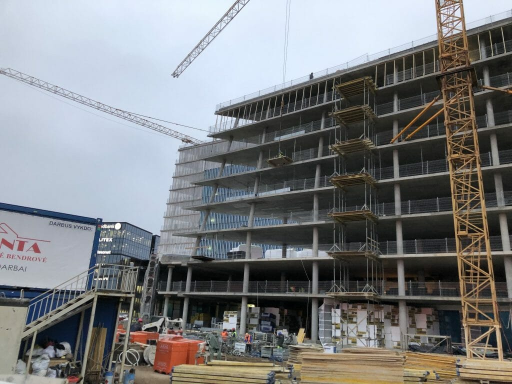 Magnum (Karaliaus Mindaugo pr. 38) - Büroohoone - ehituse fotod