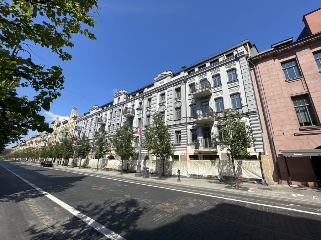 Gedimino 37 (Gedimino pr. 37) - Multi apartment - construction photos