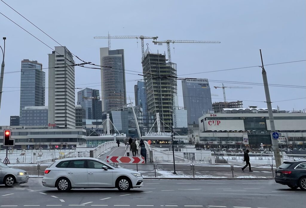 Artery (Konstitucijos pr. 18B) - Biroju centrs - būvdarbu attēli