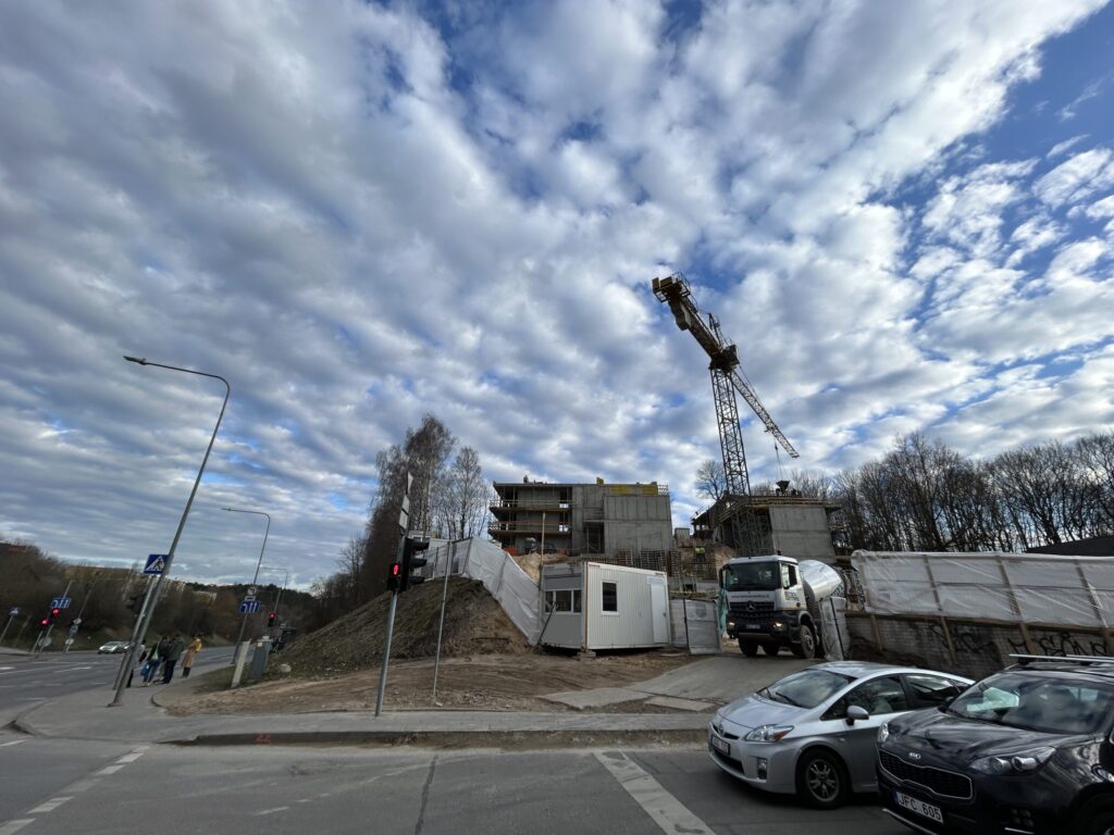 Užupio personos (Filaretų g. 25) - Multi apartment - construction photos